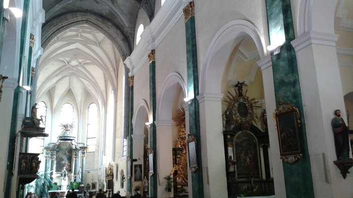 Seminárny kostol sv. Antona Paduánskeho-2