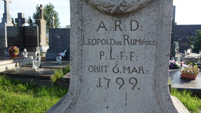 Kereszt a temetőben - Ružindol-2