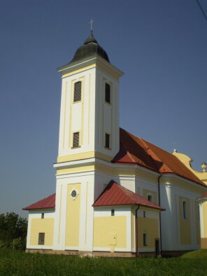 Kostel sv. Filipa a Jakuba - Nitrianska Streda-1