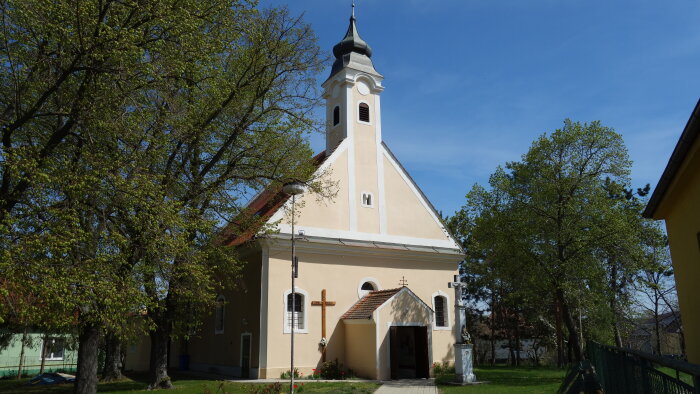 Church of St. Martina - Horne Zelenice-1