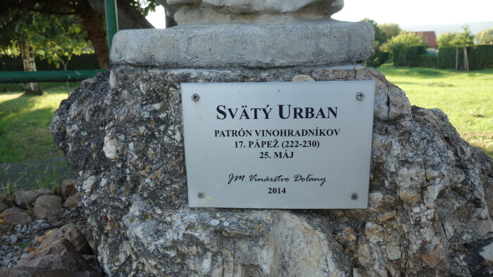 Statue of St. Urbana - Long-2