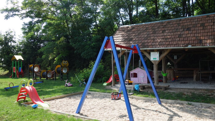 Spielplatz - Borová-1