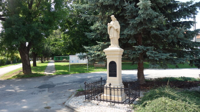 Statue of St. Ján Nepomucký - Borová-1