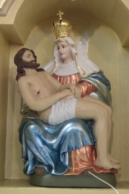 Szűz Mária látogatásának kápolnája - Suchá nad Parnou-11