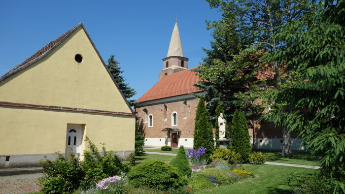 Farský kostol sv. Alžbety Uhorskej - Kaplna-3