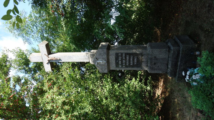 Stone cross near vineyards - Igram-3
