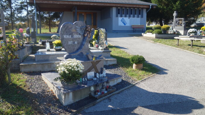 Denkmal für die ungeborenen Kinder - Horné Orešany-2