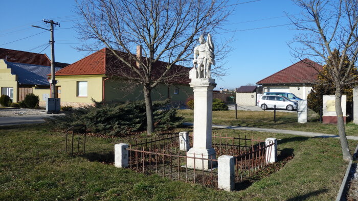 Statue des hl. Floriána Mostová-2