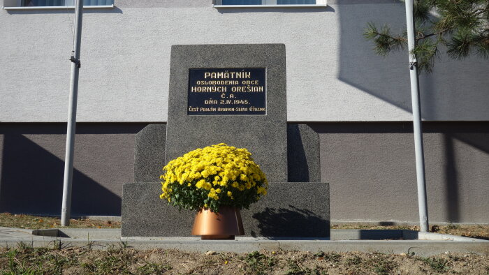 Denkmal für die Befreiung des Dorfes - Horné Orešany-1