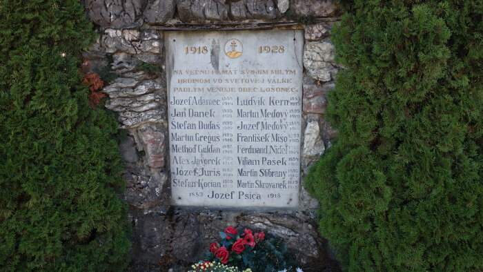 Denkmal für die Gefallenen - Losonec-3