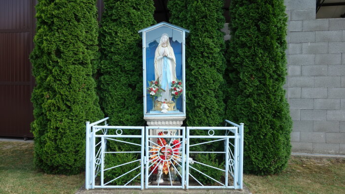 Socha Ružencovej Panny Márie - Zeleneč-1