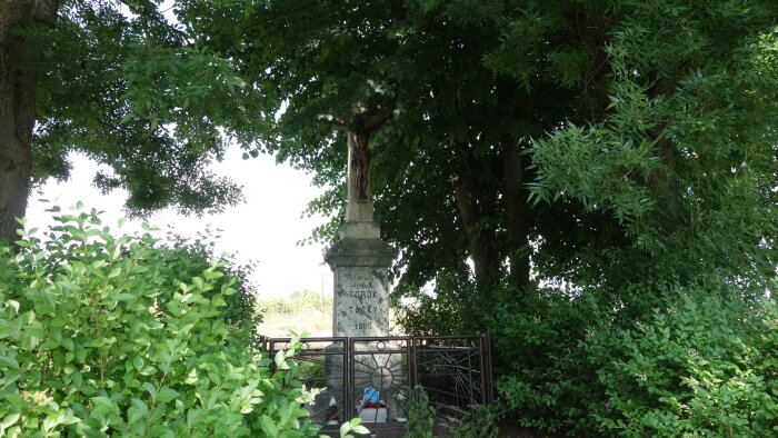 Stone cross behind the village - Zeleneč-2