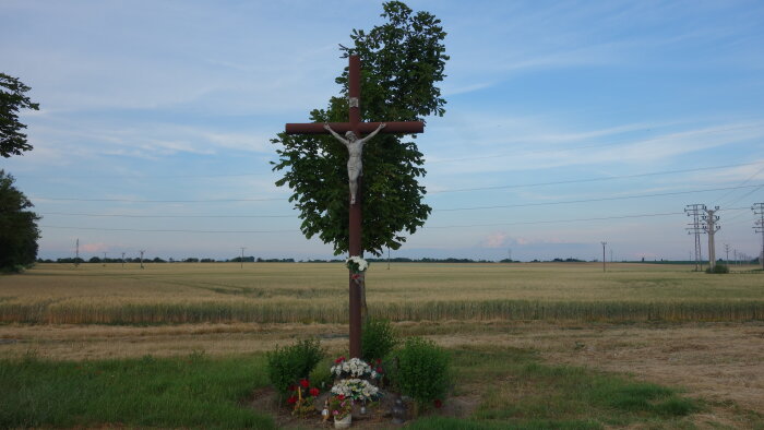 Iron Cross behind the village - Zeleneč-1