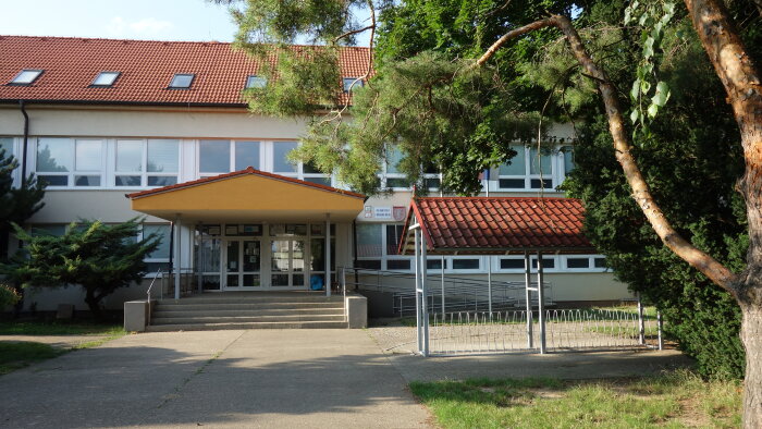 Grundschule mit Kindergarten-1