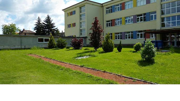 Elementary school with kindergarten, Borský Svätý Jur-1