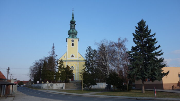 Farní kostel sv. Mikuláše - Borský Mikuláš-2
