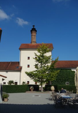Vinárstvo Chateau / kúria - bývalá sladovňa, NKP-2