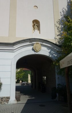 Weingut Chateau Krakovany-3